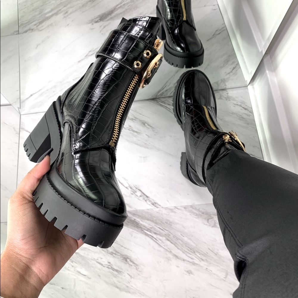 ◼️ BRANDY Black Bootie ◼️